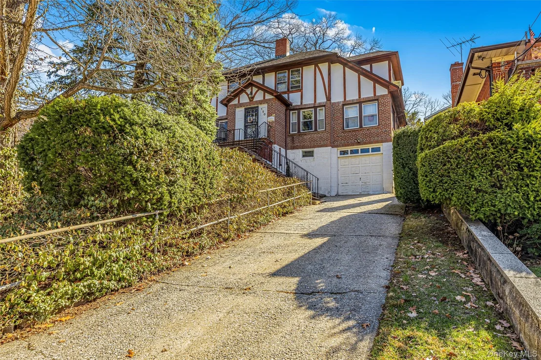 Photo of 150 Rumsey Road