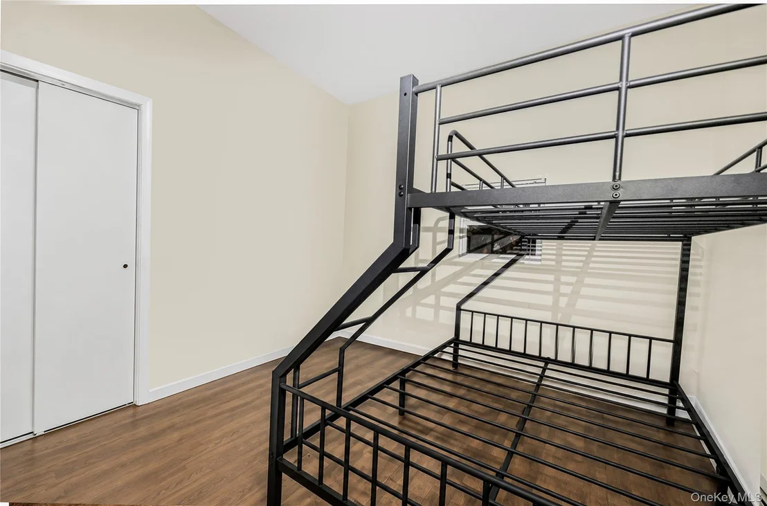Photo of 419 Harding Park