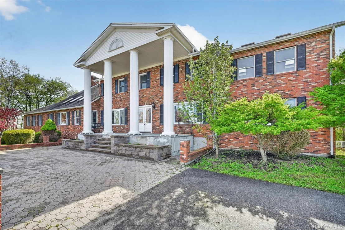 Photo of 285 Hill Road
