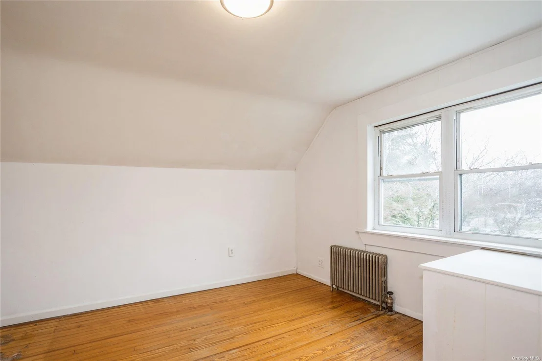 Photo of 25 2nd Avenue