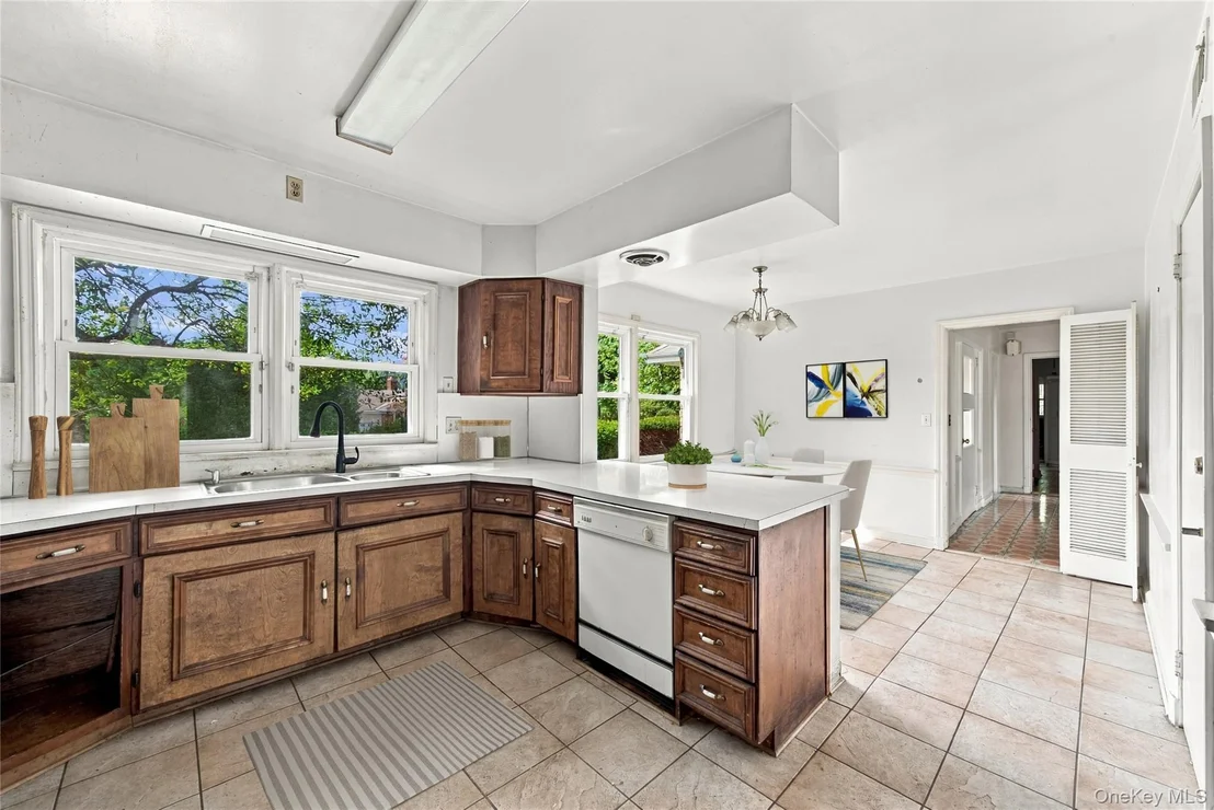 Photo of 85 Del Rey Drive
