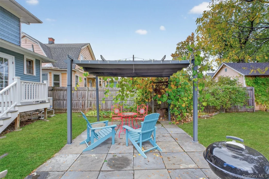 Photo of 13 Parkwood Boulevard