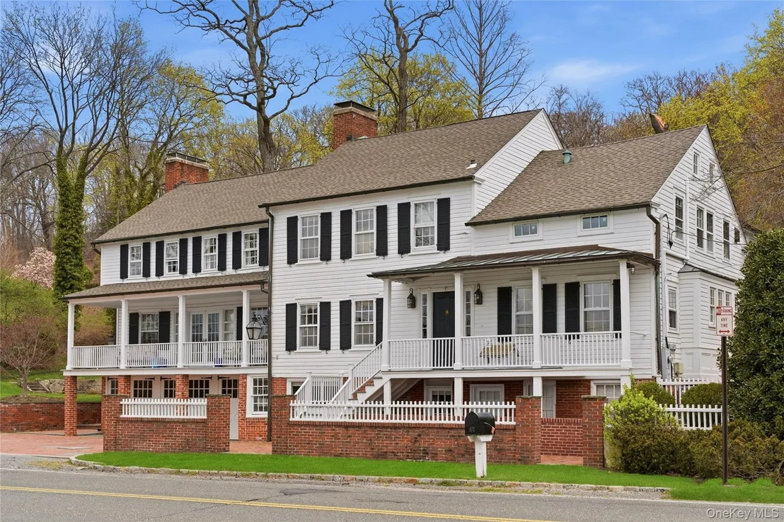 Photo of 80 Shore Road