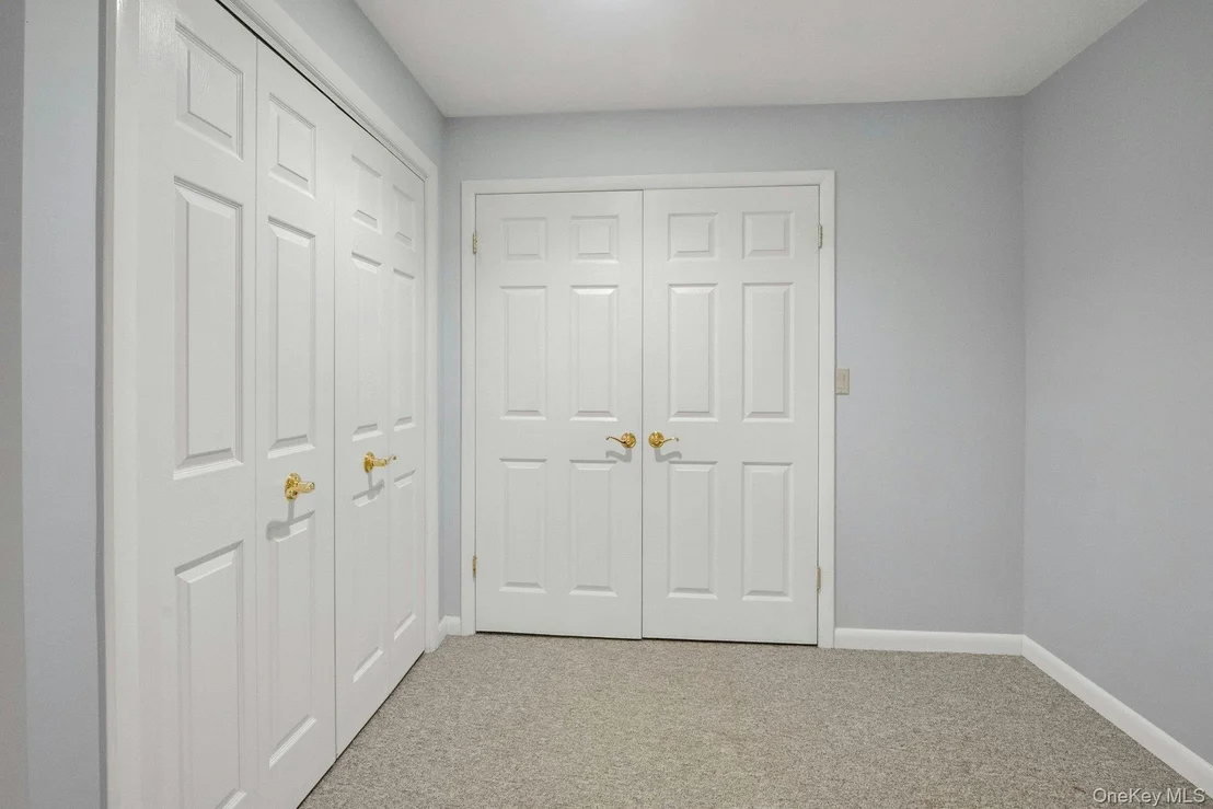 Photo of 35 Krystal Drive