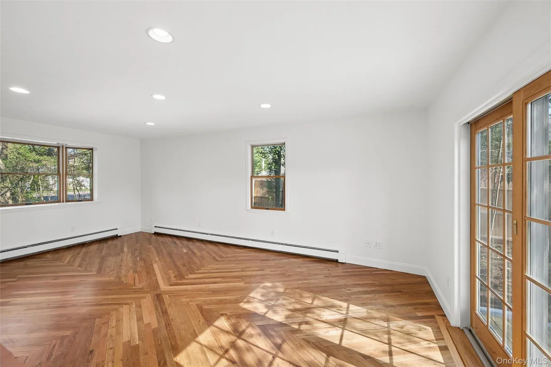 Photo of 57 Juniper Avenue