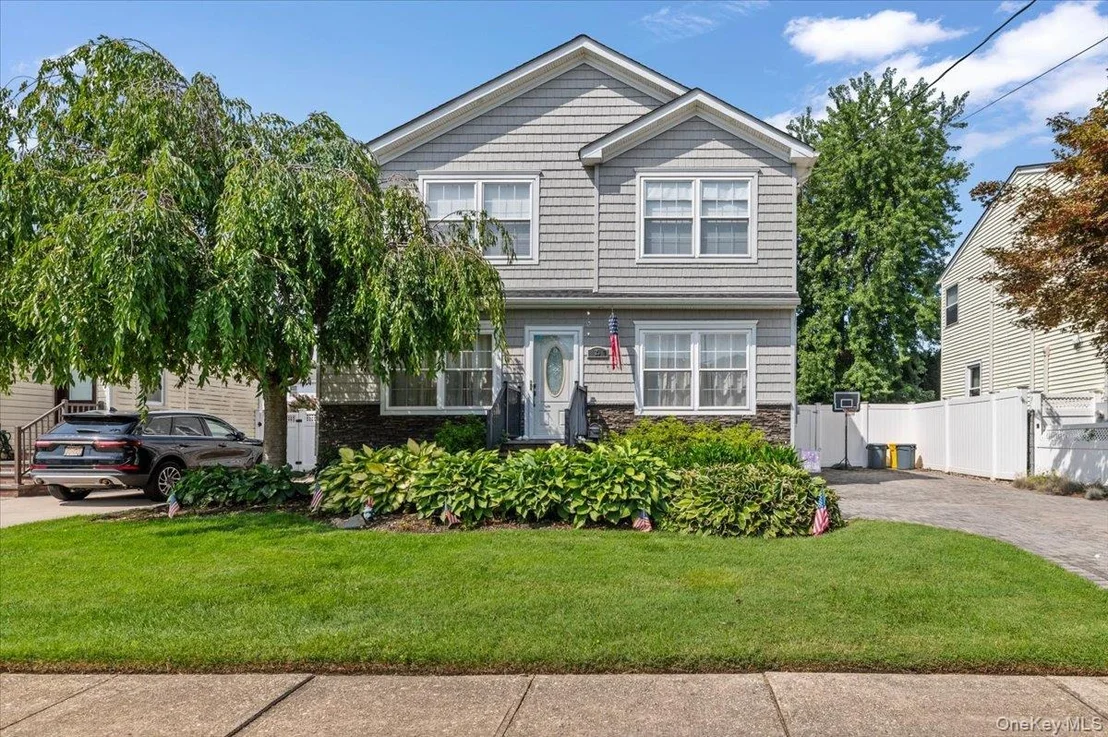 Photo of 23 Cambridge Avenue