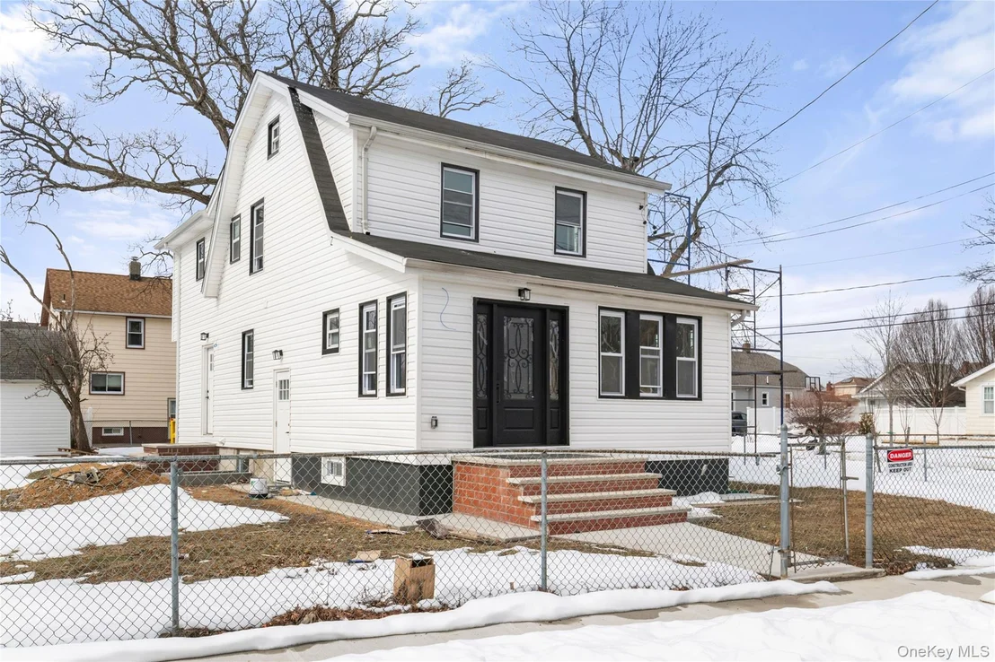 Photo of 67 Ellison Avenue