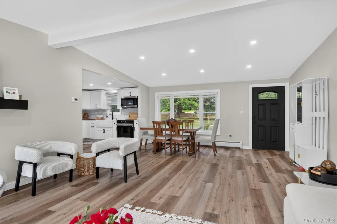 Photo of 140 Rabbit Run Road