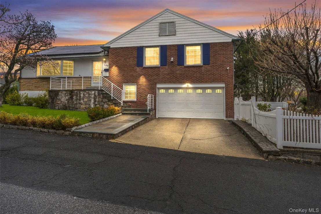 Photo of 148 Lefferts Road