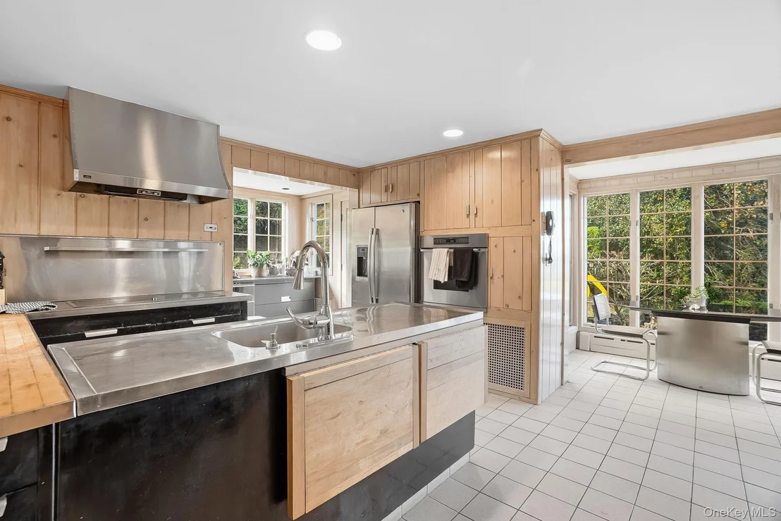 Photo of 162 Kirby Lane
