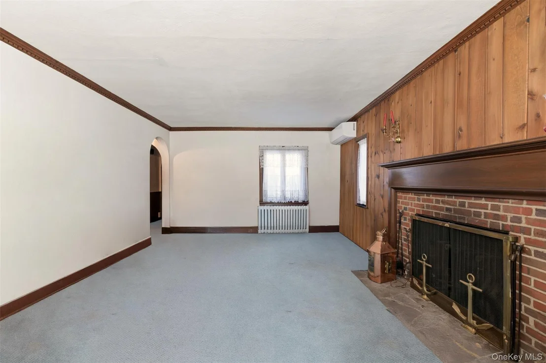 Photo of 54 Summit Drive