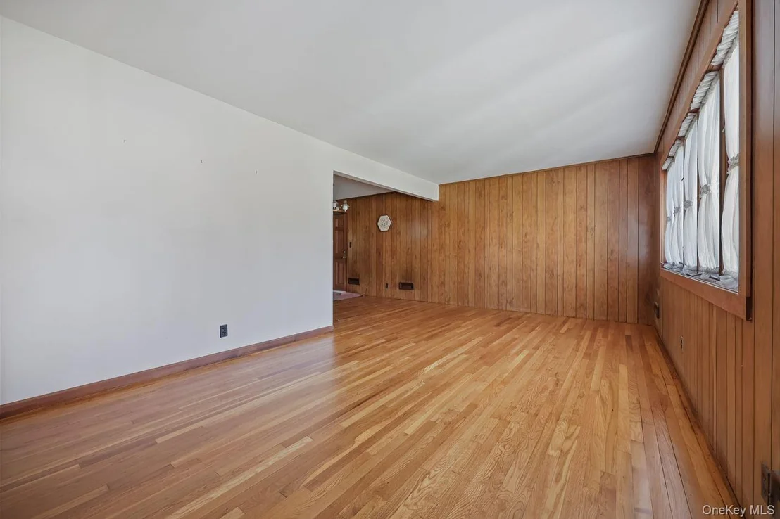Photo of 19 Clematis Road