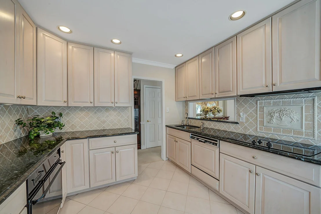 Photo of 33 Lindron Avenue
