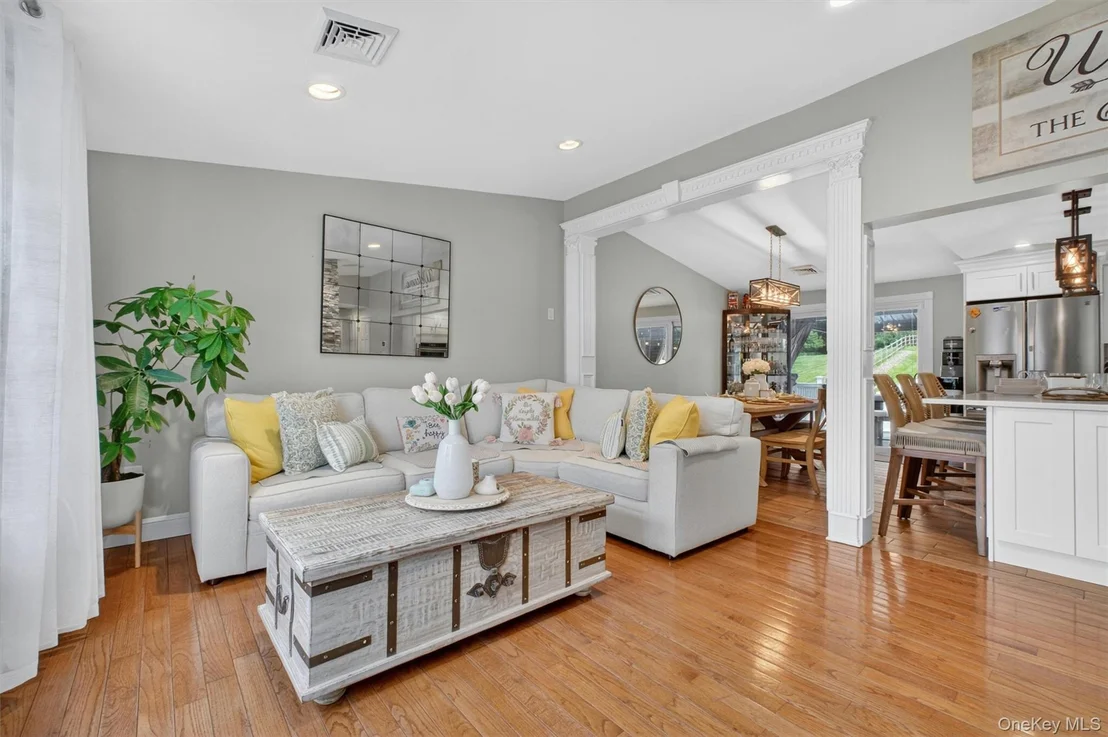 Photo of 46 Camelot Road