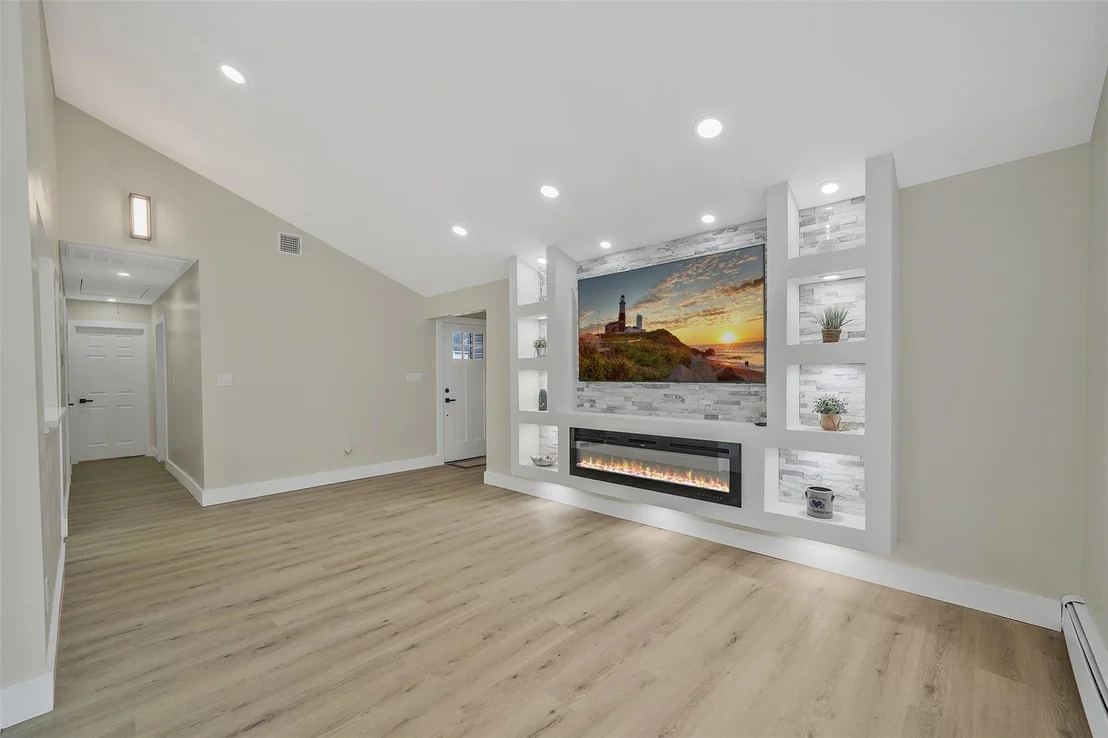 Photo of 28 Shady Lane