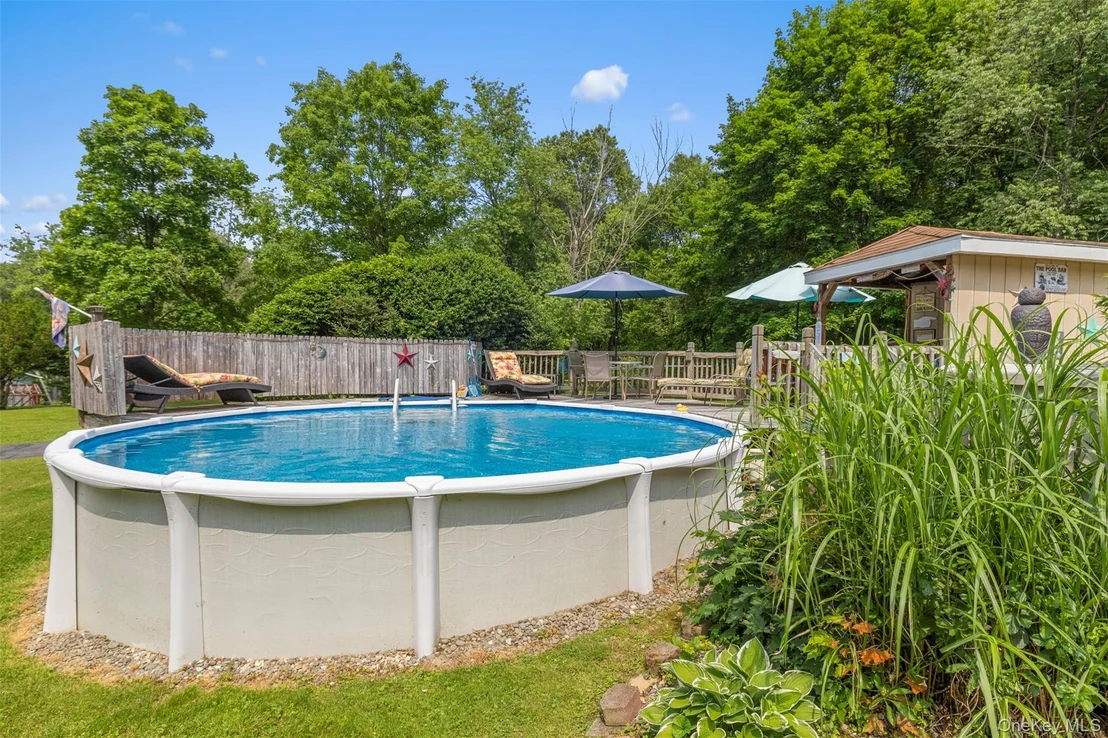 Photo of 421 Orchard Drive