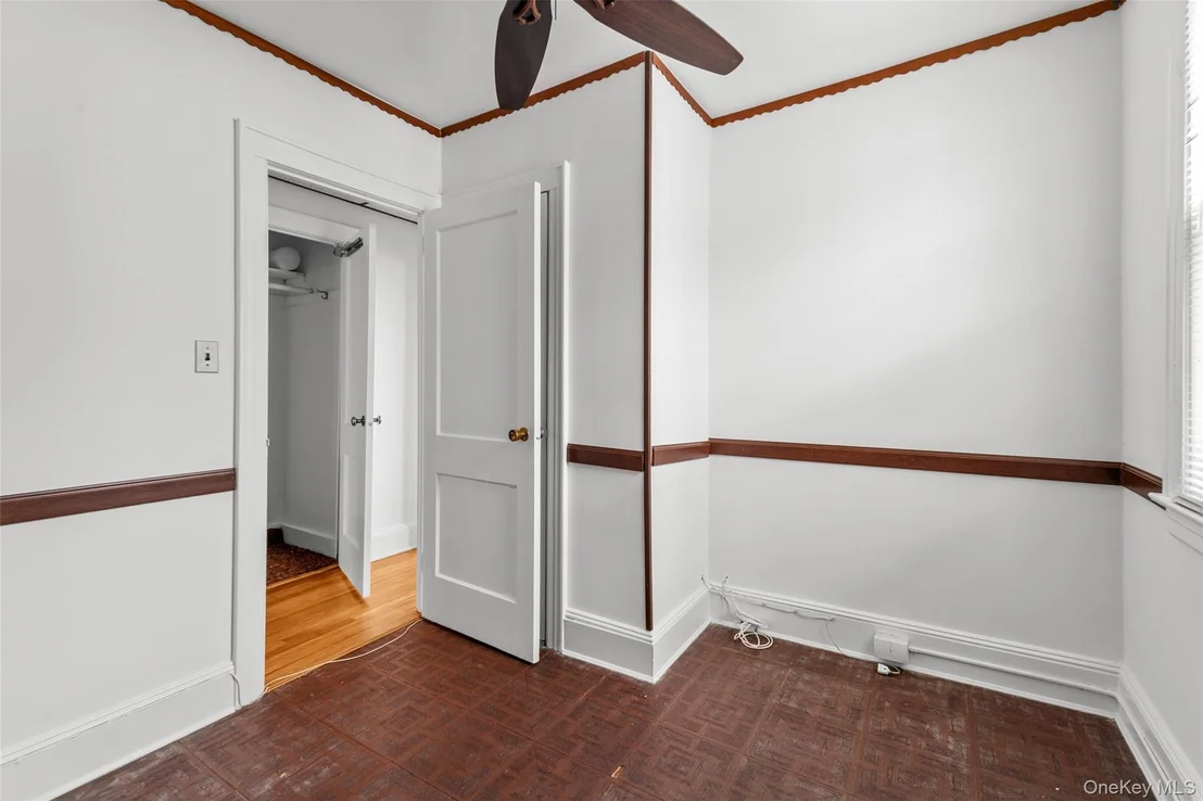 Photo of 6924 67th Pl