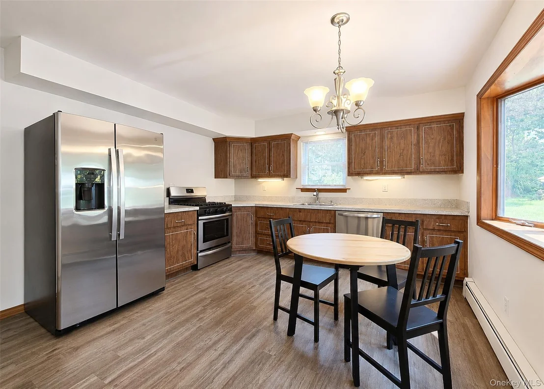 Photo of 46 Peconic Street