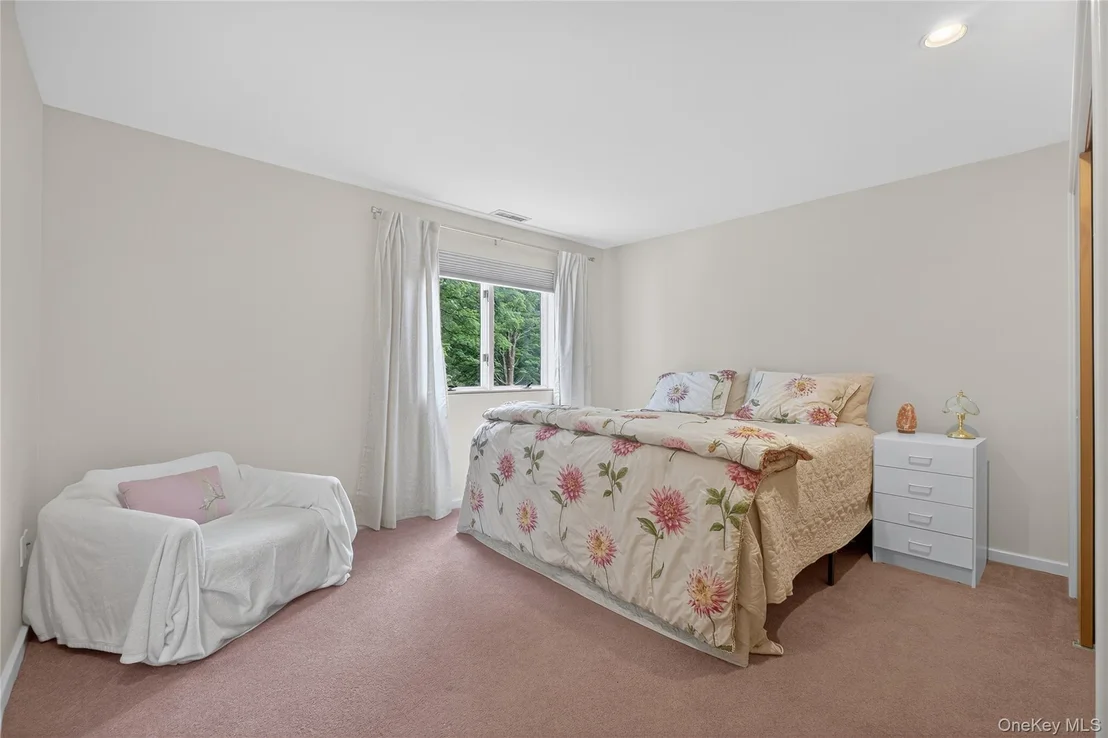 Photo of 109 Sleight Plass Road