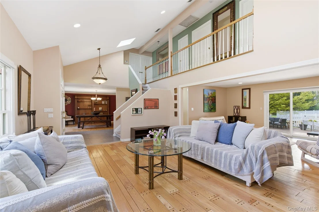 Photo of 12 Pond Drive