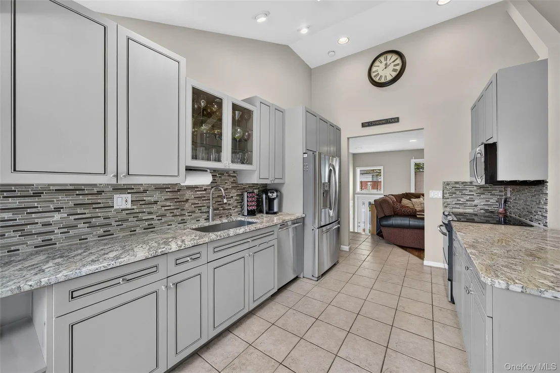 Photo of 395 Bunker Drive