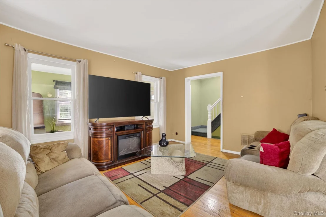Photo of 239 Fremont Street