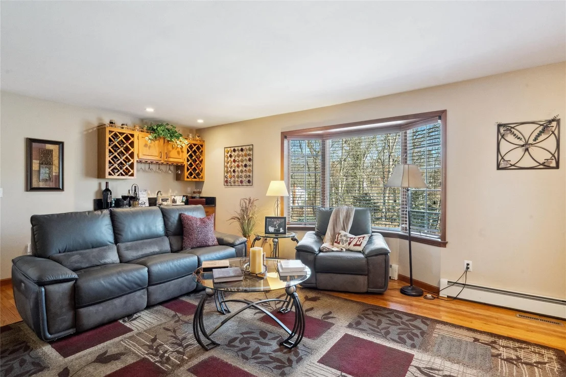 Photo of 45 Sunhill Road