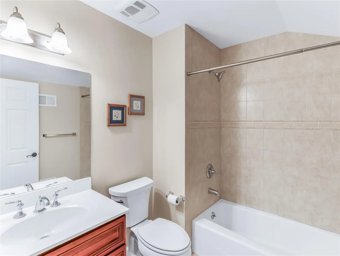 Photo of 38 Avner Lane