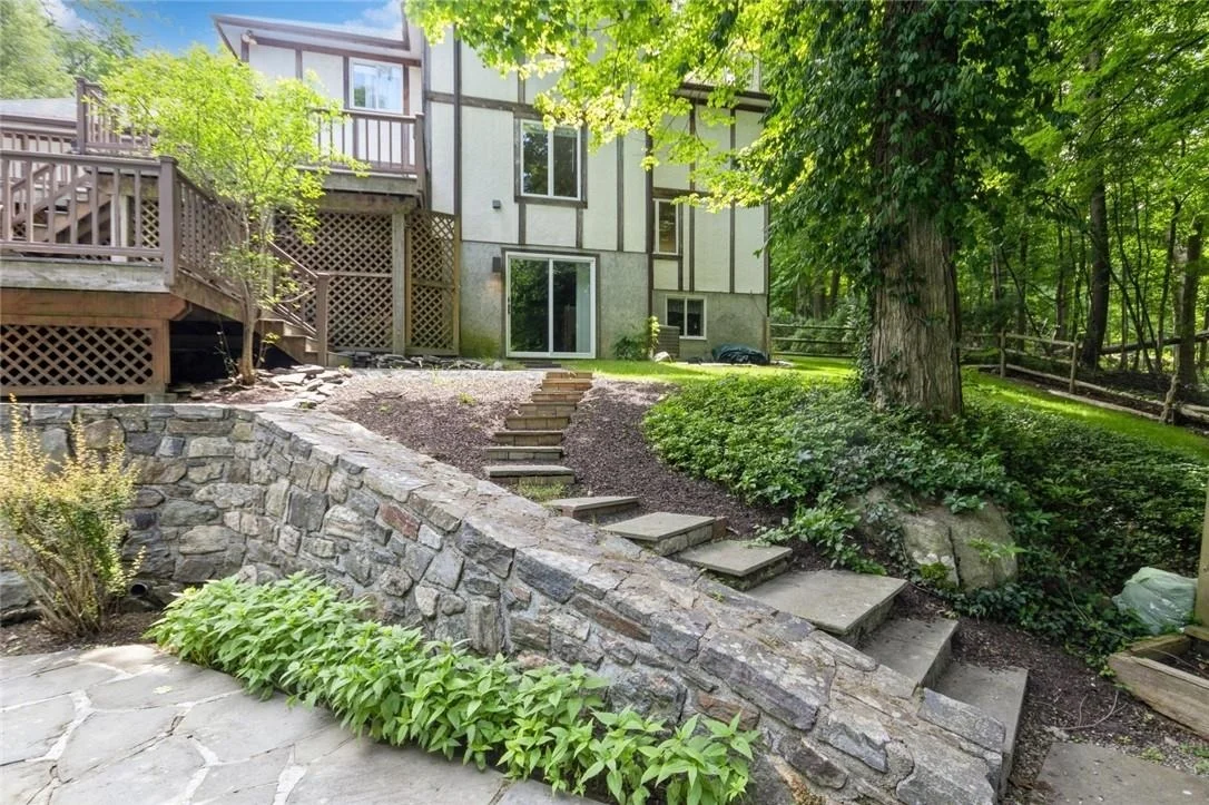 Photo of 135 Moffat Road