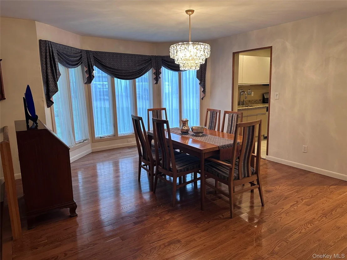 Photo of 70 Spring Pond Drive
