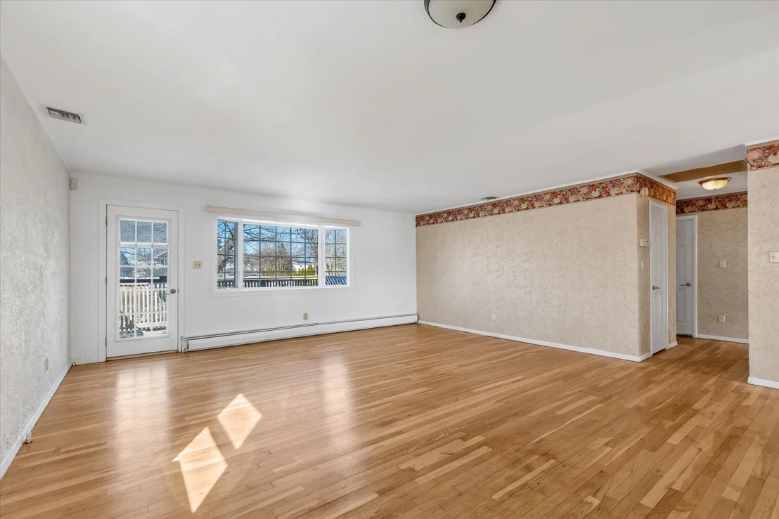 Photo of 16 Beverly Road