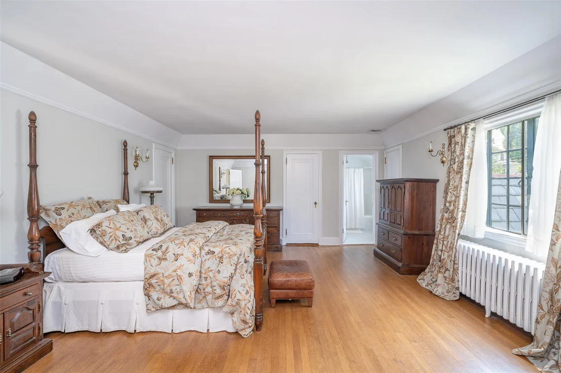 Photo of 44 Parkview Drive