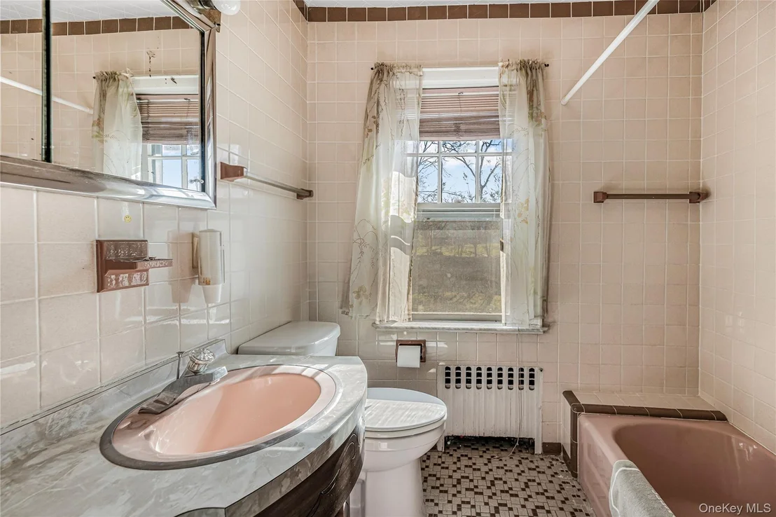 Photo of 150 Rumsey Road