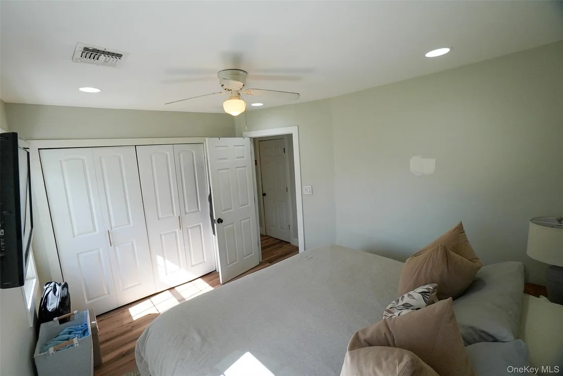 Photo of 1026 Howells Road
