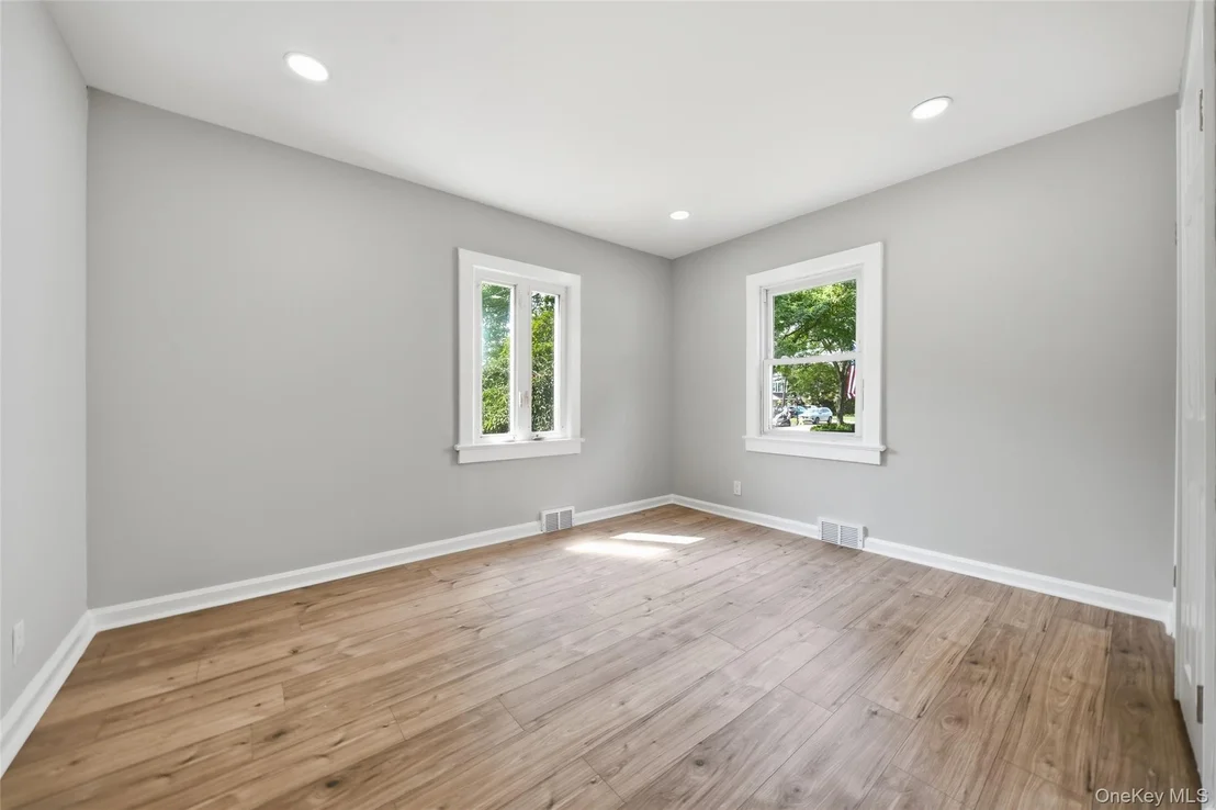 Photo of 21 Independence Avenue