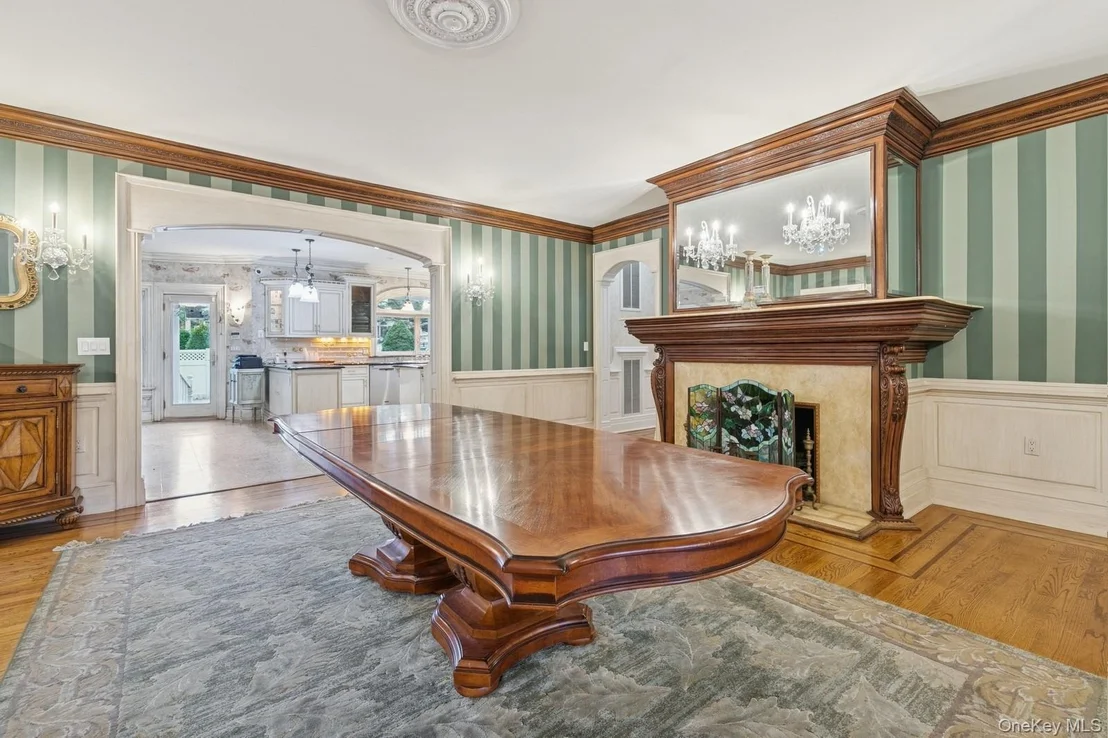 Photo of 80 Soundview Drive
