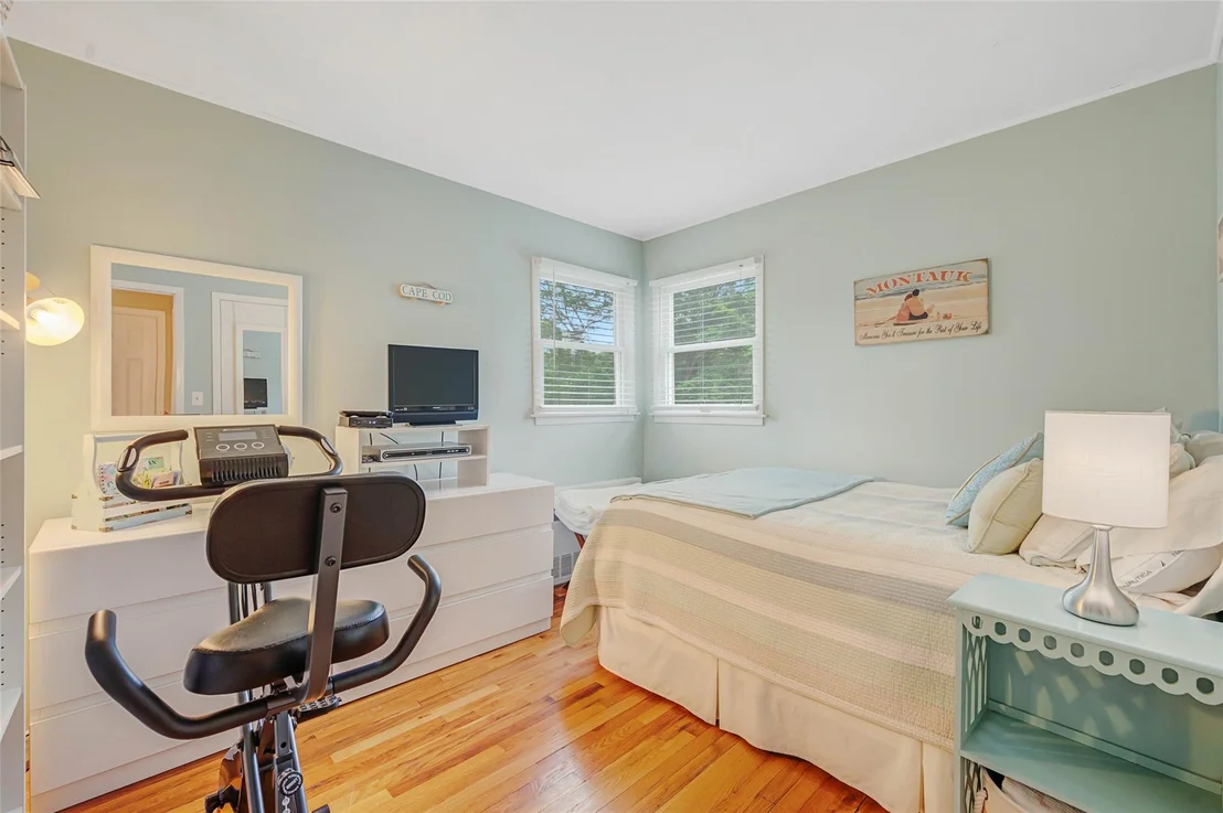 Photo of 15 Peony Lane
