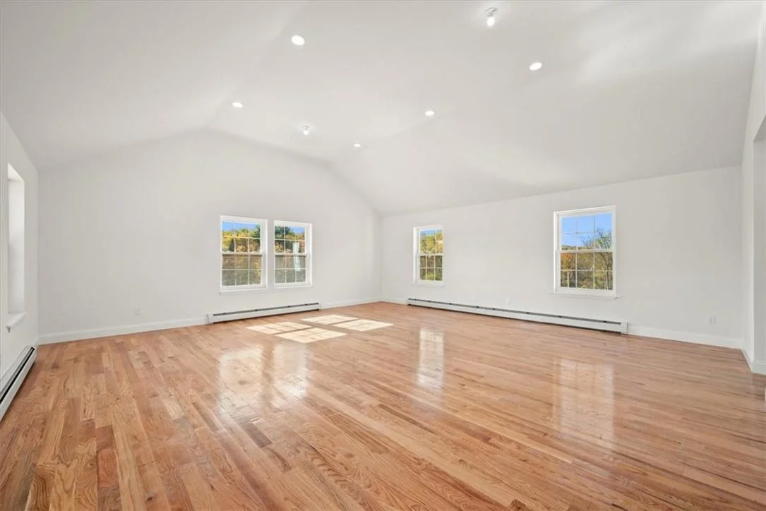 Photo of 290 Van Duzer Road
