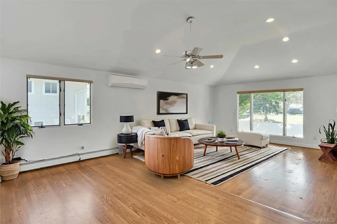 Photo of 33 Pittoni Drive