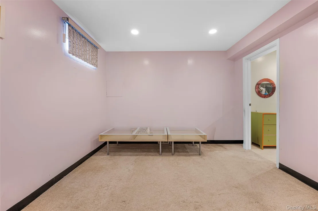 Photo of 39 Elm Street