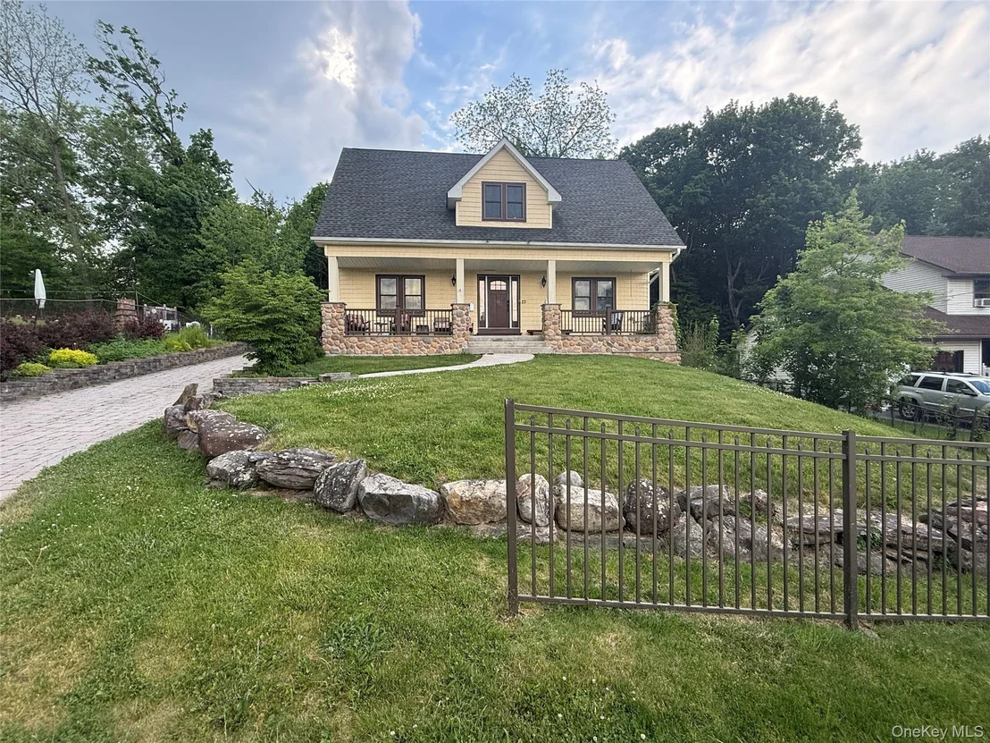 Photo of 23 Swezey Place