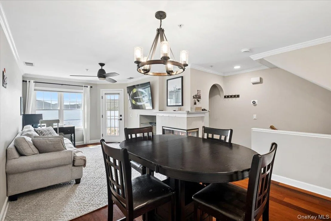 Photo of 225 Waterside Close