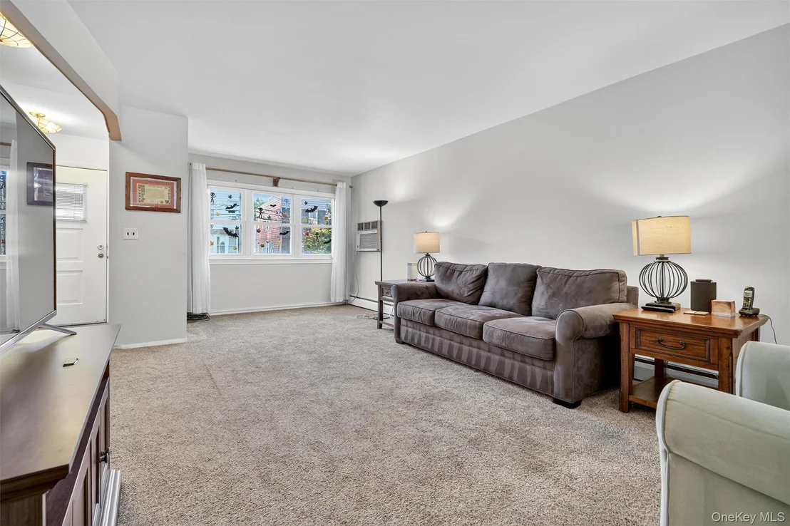 Photo of 283 Calhoun Avenue