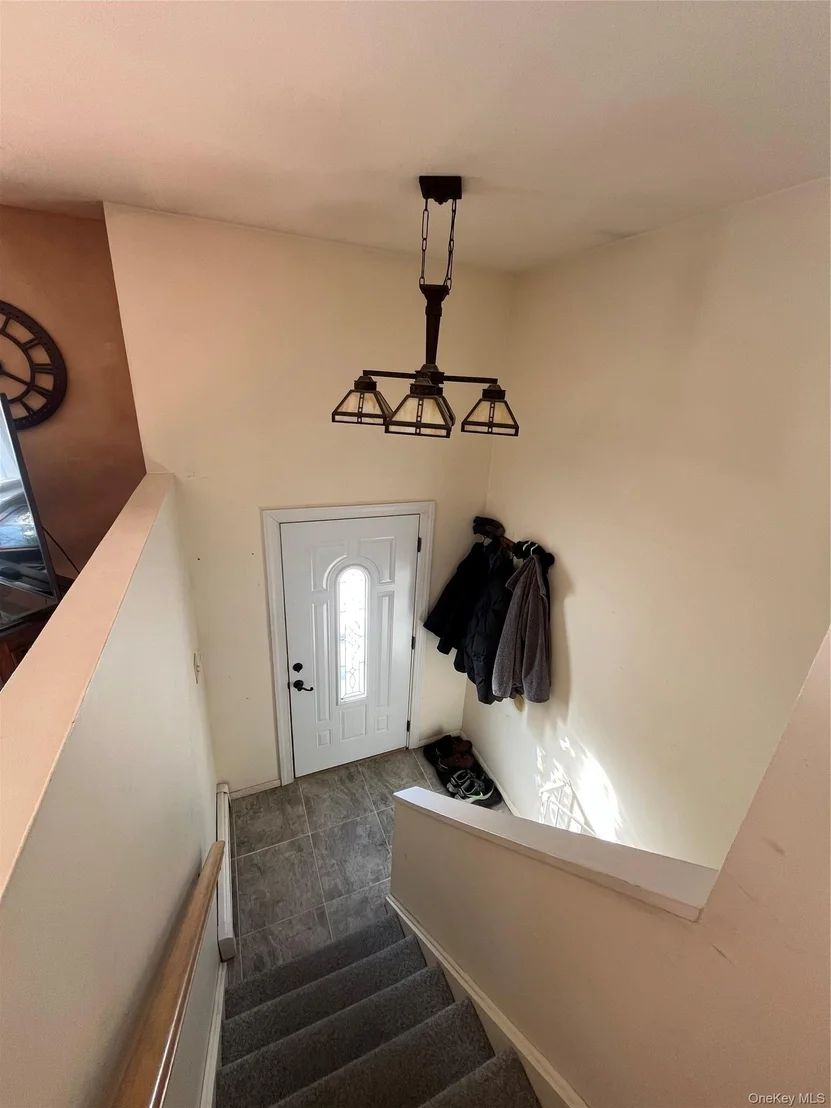 Photo of 33 Lincoln Circle