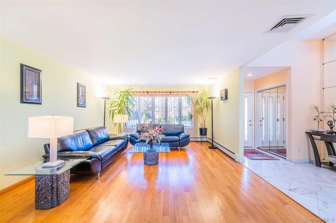 Photo of 192 Birch Drive