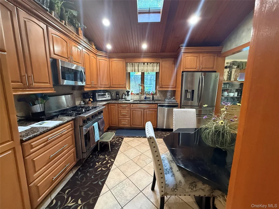 Photo of 92 Linden Avenue