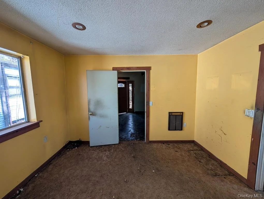 Photo of 109 Putnam Drive