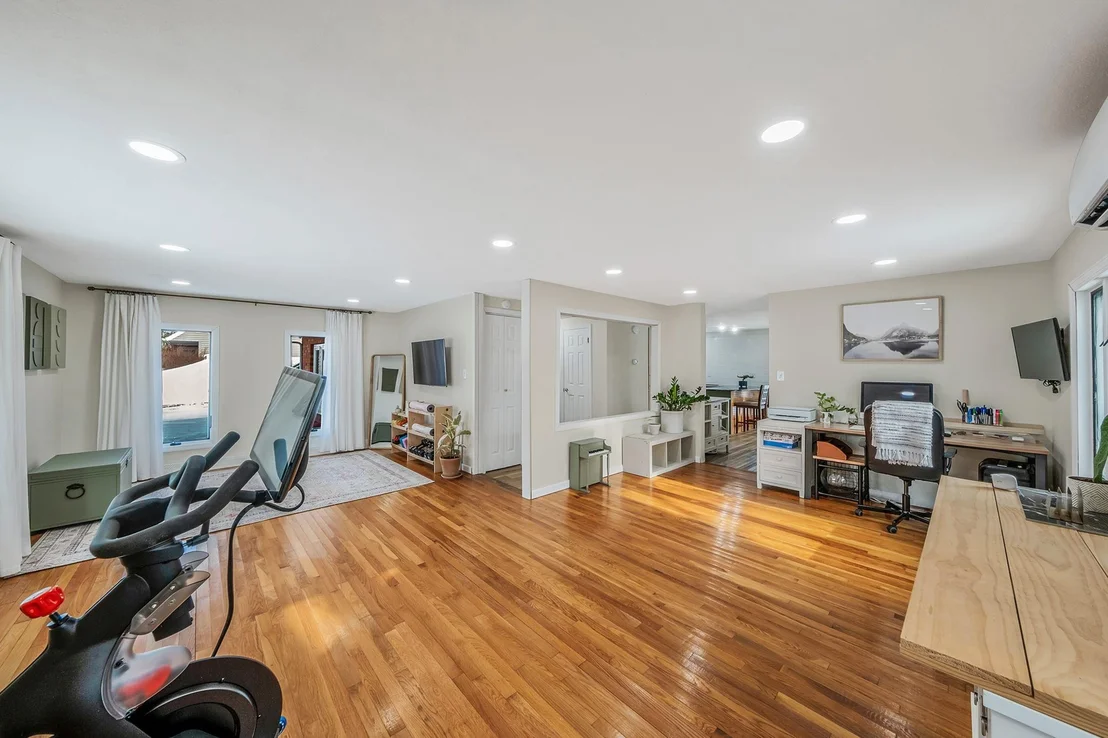 Photo of 33 Scotch Pine Drive