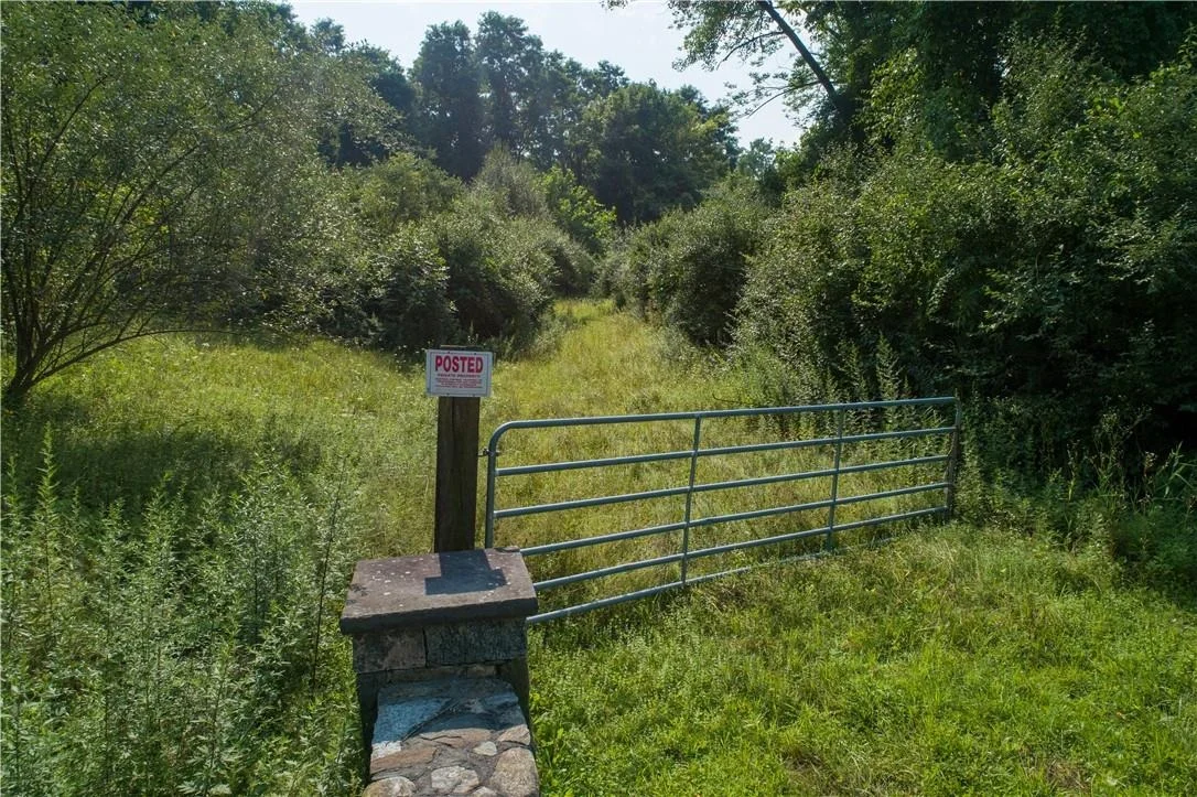 Photo of 8 Ravine Road