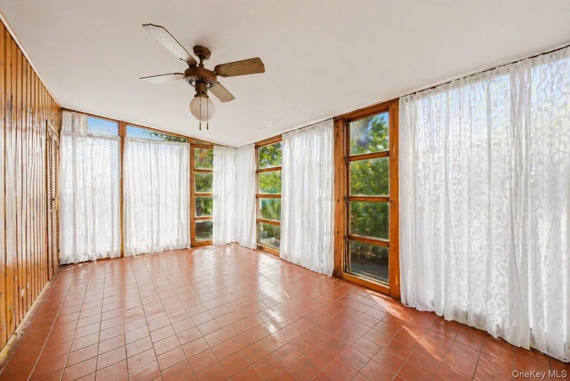 Photo of 7 Byron Avenue